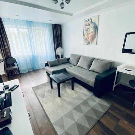 Fine Apartment 2 Jelgava Luaran gambar